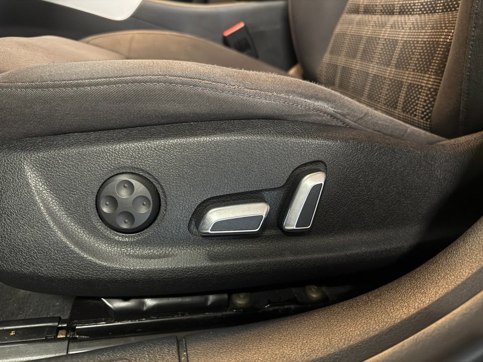 Audi A5 1,8 TFSi 144 S-line Sportback Multitr. 5d