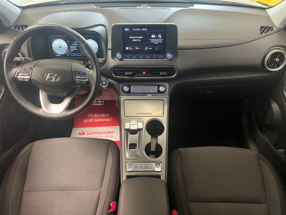 Hyundai Kona 39 EV Essential 5d