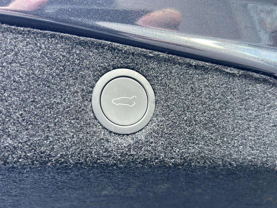 Tesla Model 3 Long Range AWD 4d