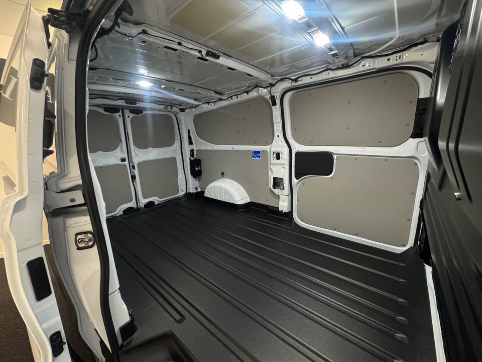 Ford Transit Custom 320 L2 2,0 EcoBlue Limited aut.