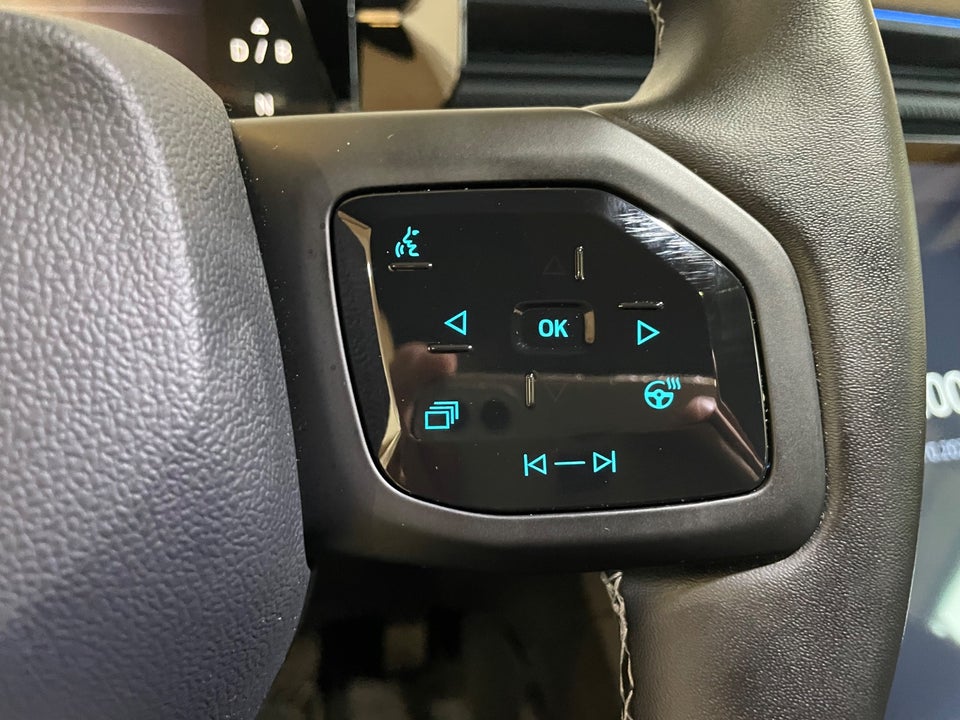 Ford Explorer 84 Premium Extended Range AWD 5d