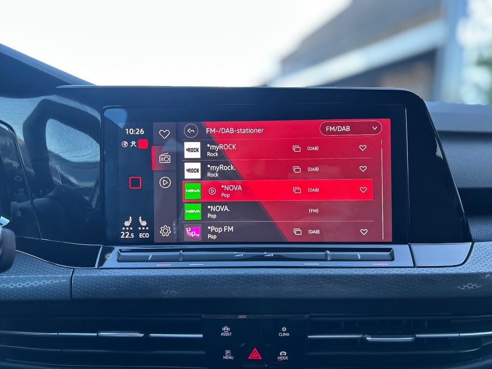 VW Golf VIII 1,4 GTE DSG 5d