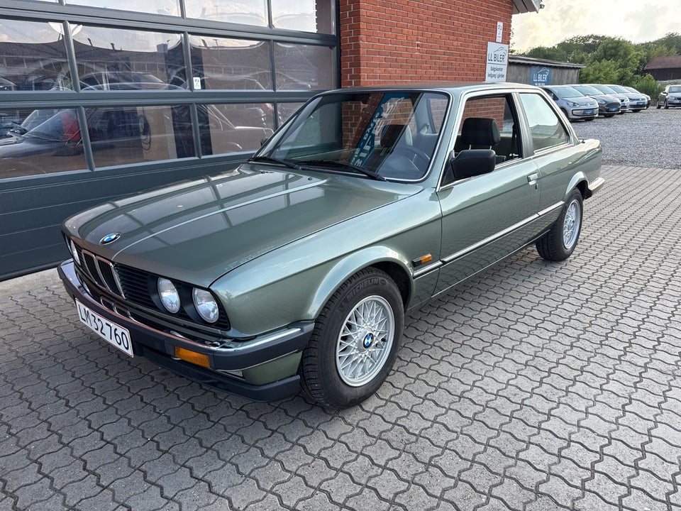BMW 320i 2,0 2d