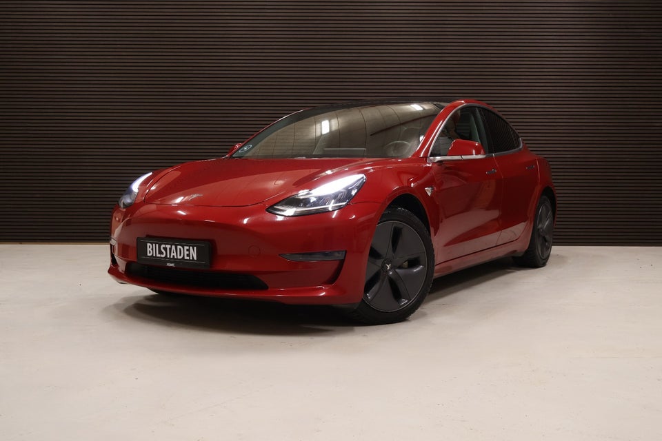 Tesla Model 3 Long Range AWD 4d