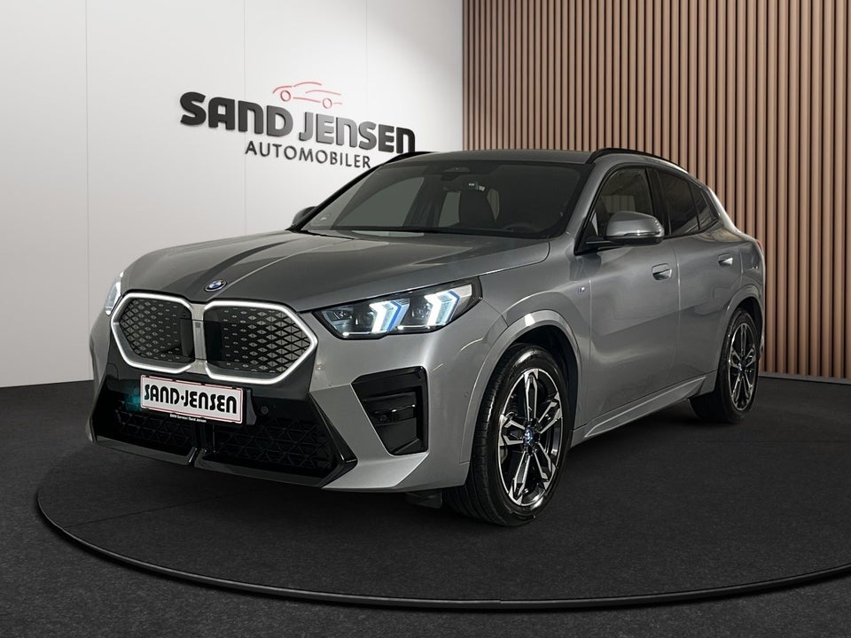 BMW iX2 eDrive20 Fully Charged M-Sport Van 5d