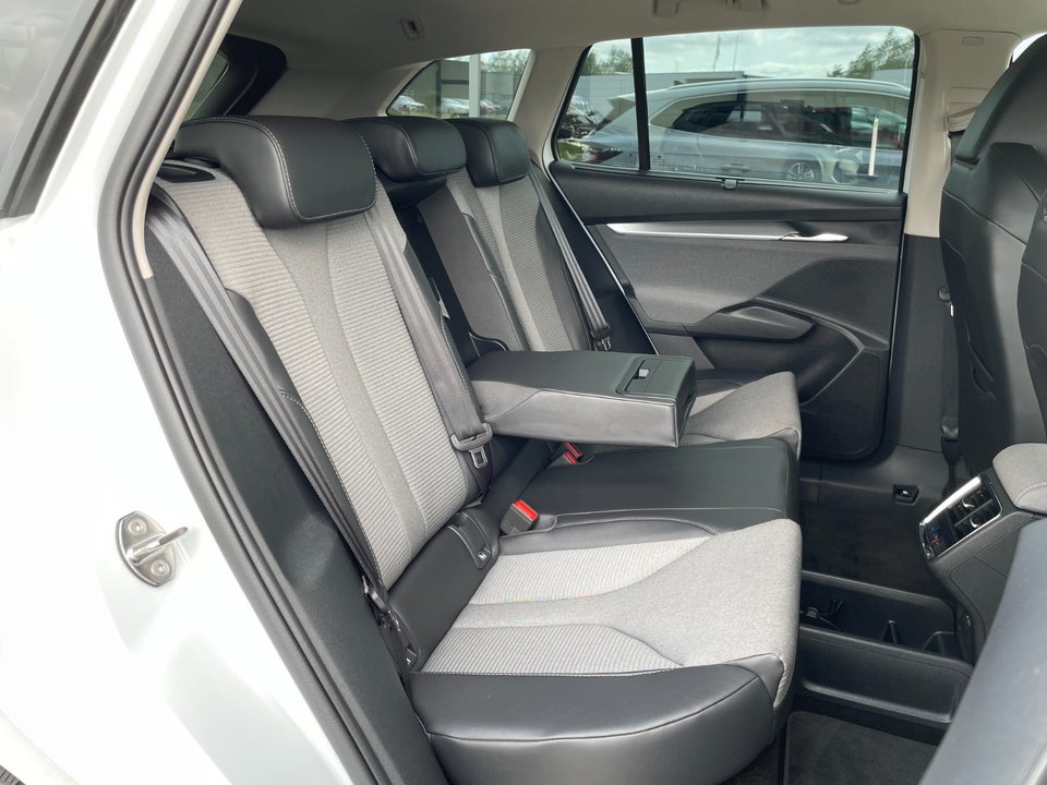 Skoda Enyaq 85 iV Loft 5d