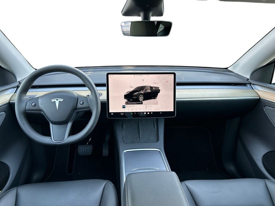 Tesla Model Y RWD 5d