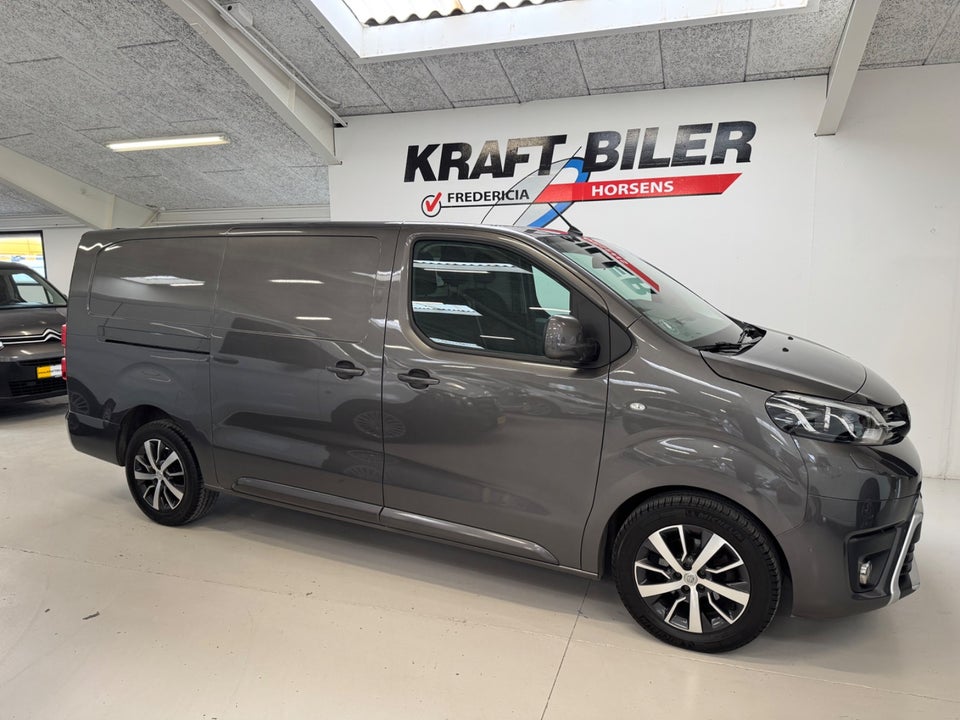 Toyota ProAce 2,0 D 177 Long Comfort Master aut. 6d