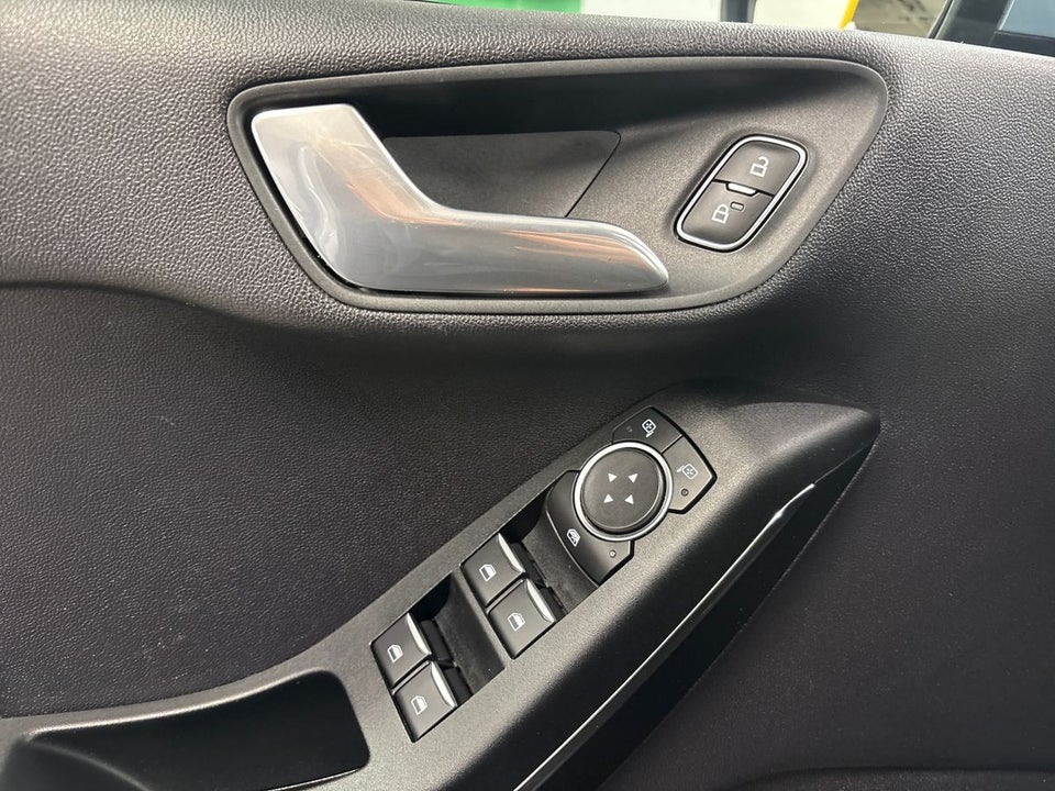 Ford Fiesta 1,0 EcoBoost mHEV ST-Line 5d