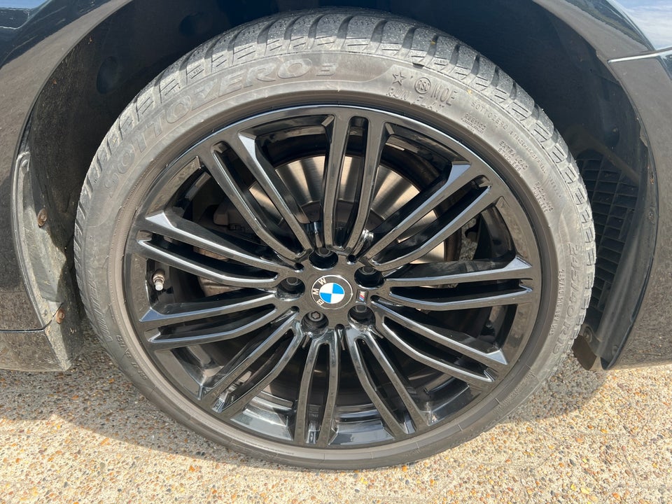 BMW 520d 2,0 Touring Connected aut. 5d