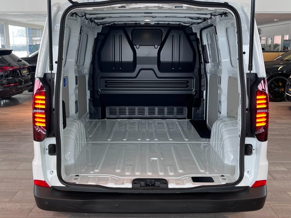 VW e-Transporter 64 Comfort Kassevogn SWB