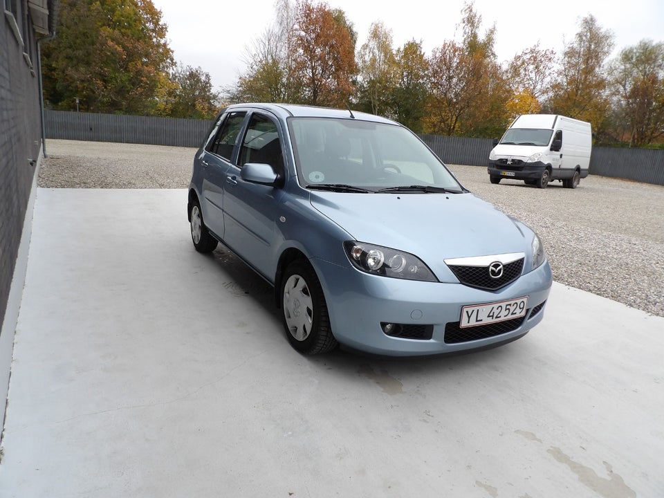 Mazda 2 1,6  5d