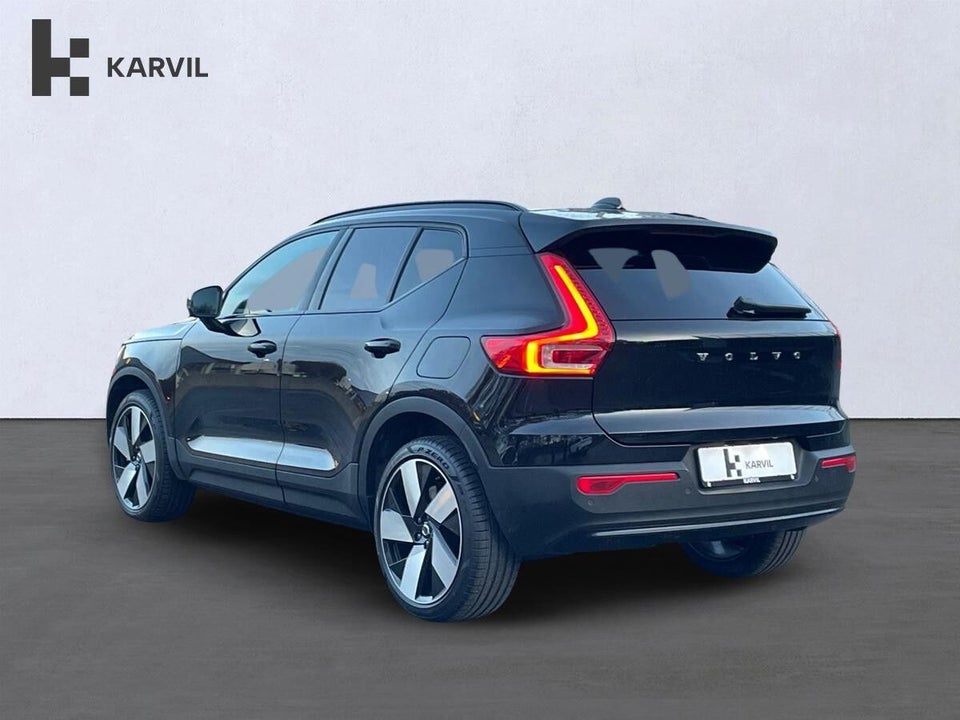 Volvo EX40 Twin Performance Plus 5d