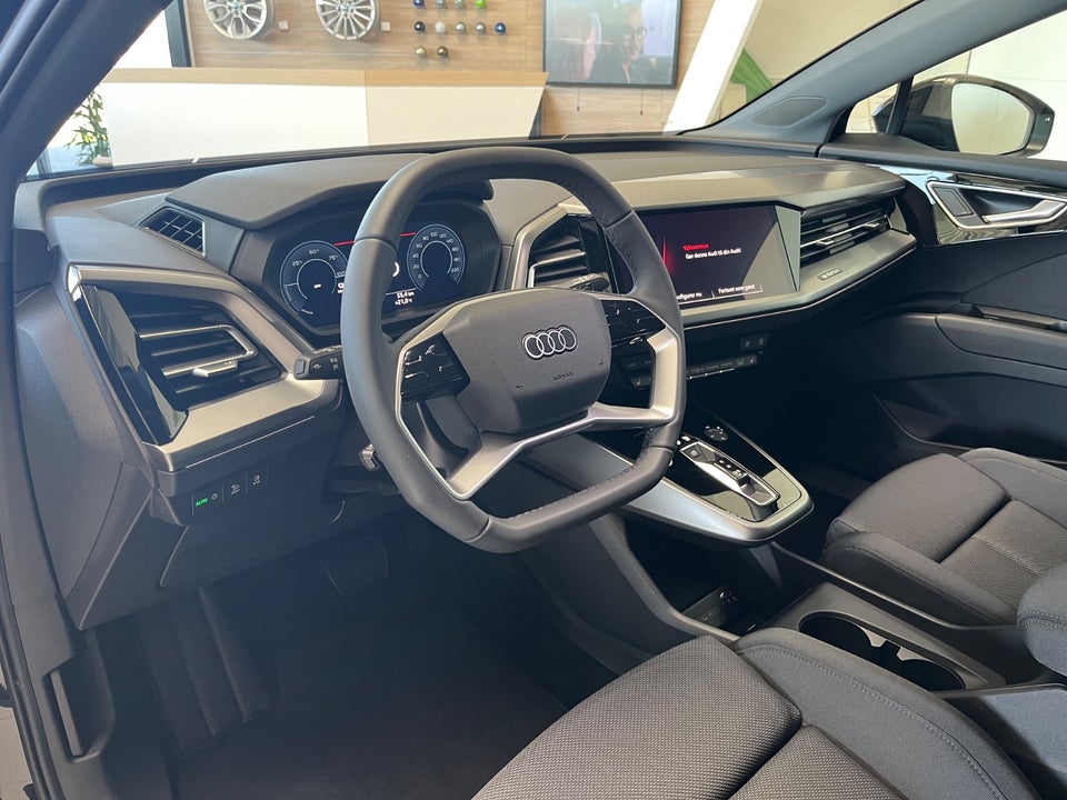 Audi Q4 e-tron 40 S-line Edition 5d