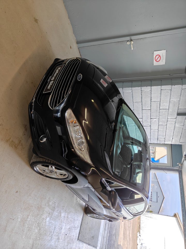 Ford Fiesta 1,6 TDCi 95 Titanium 5d