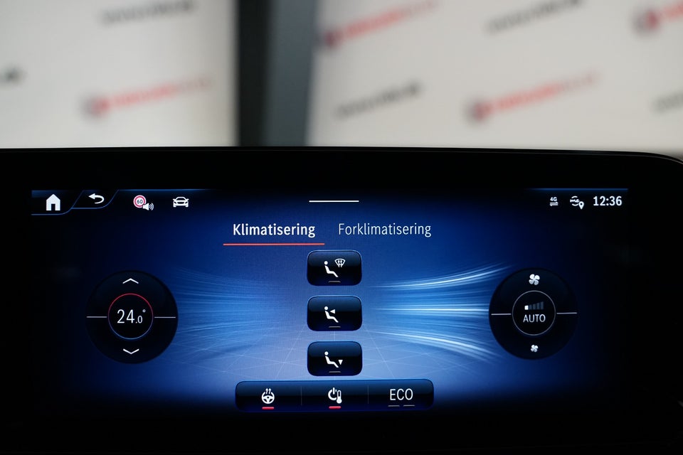 Mercedes EQB300 Progressive 4Matic Van 5d