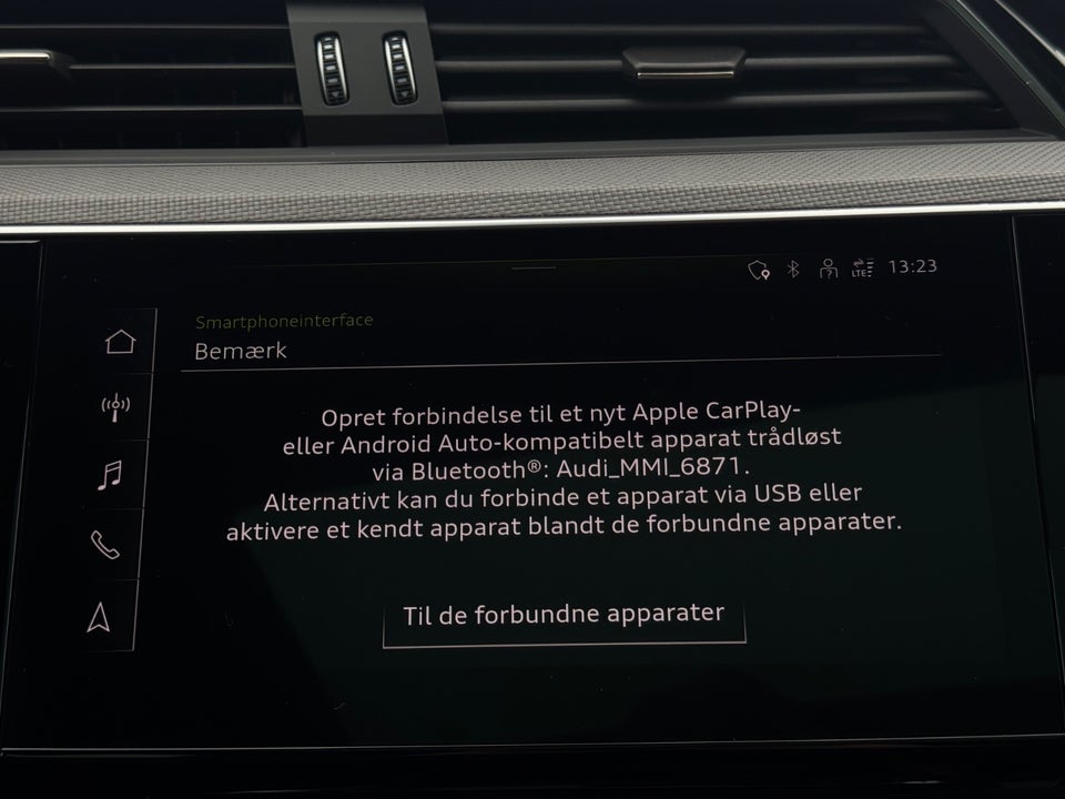 Audi Q8 e-tron 55 S-line quattro 5d