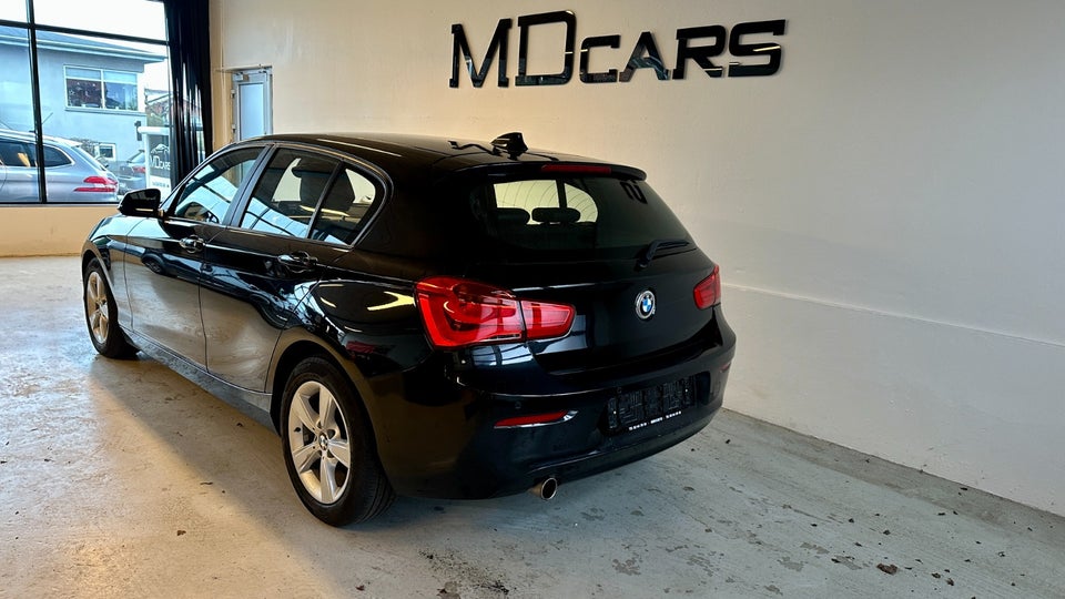 BMW 118i 1,5 Advantage aut. 5d