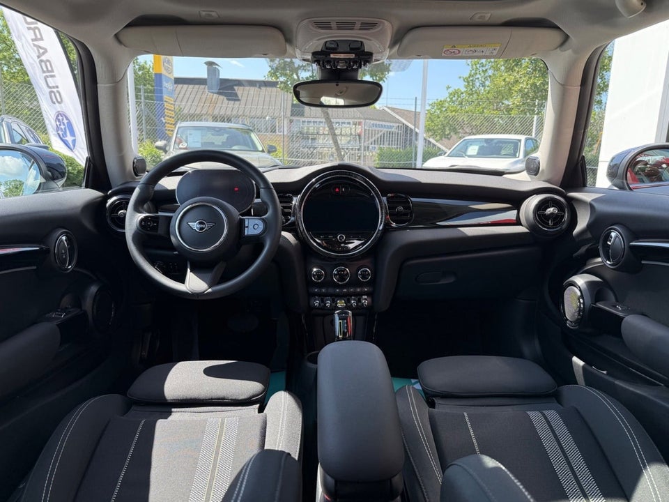 MINI Cooper SE Classic Trim 3d