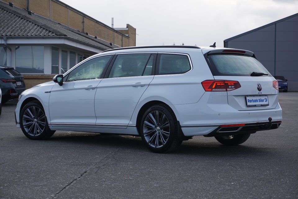 VW Passat 1,4 GTE High Variant DSG 5d