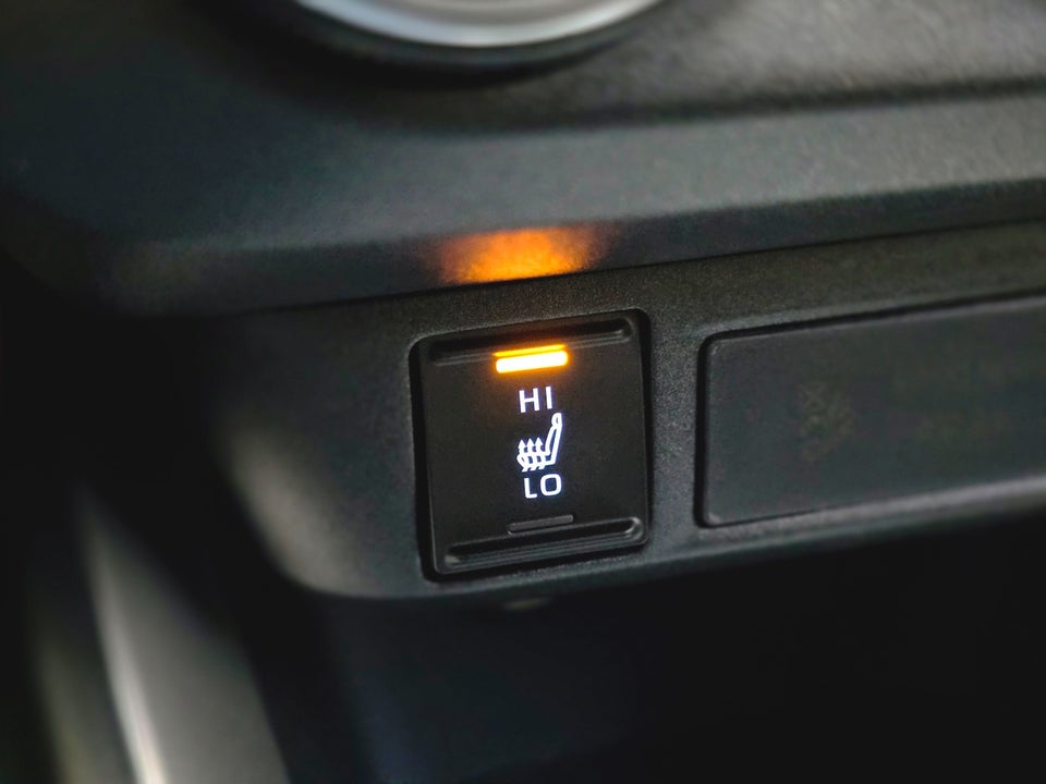 Toyota Yaris 1,5 Active 5d