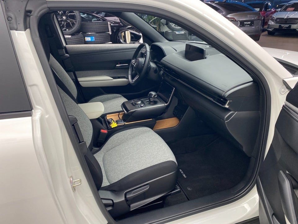 Mazda MX-30 e-SkyActive Exclusive-Line 5d