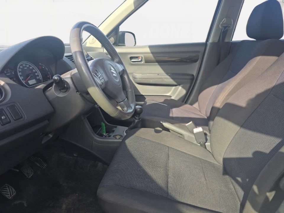 Suzuki Swift 1,3 GLS 5d