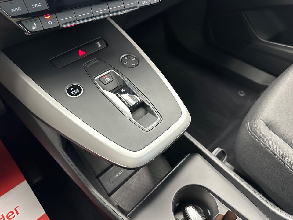 Audi Q4 e-tron 45 Progress 5d