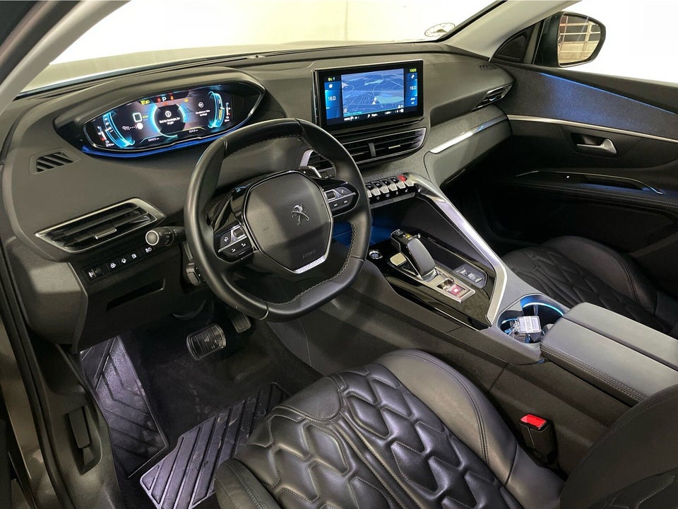 Peugeot 3008 1,6 Hybrid Allure Pack Limited EAT8 5d