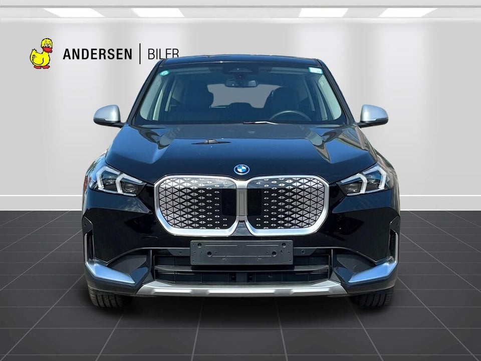BMW iX1 eDrive20 X-Line 5d