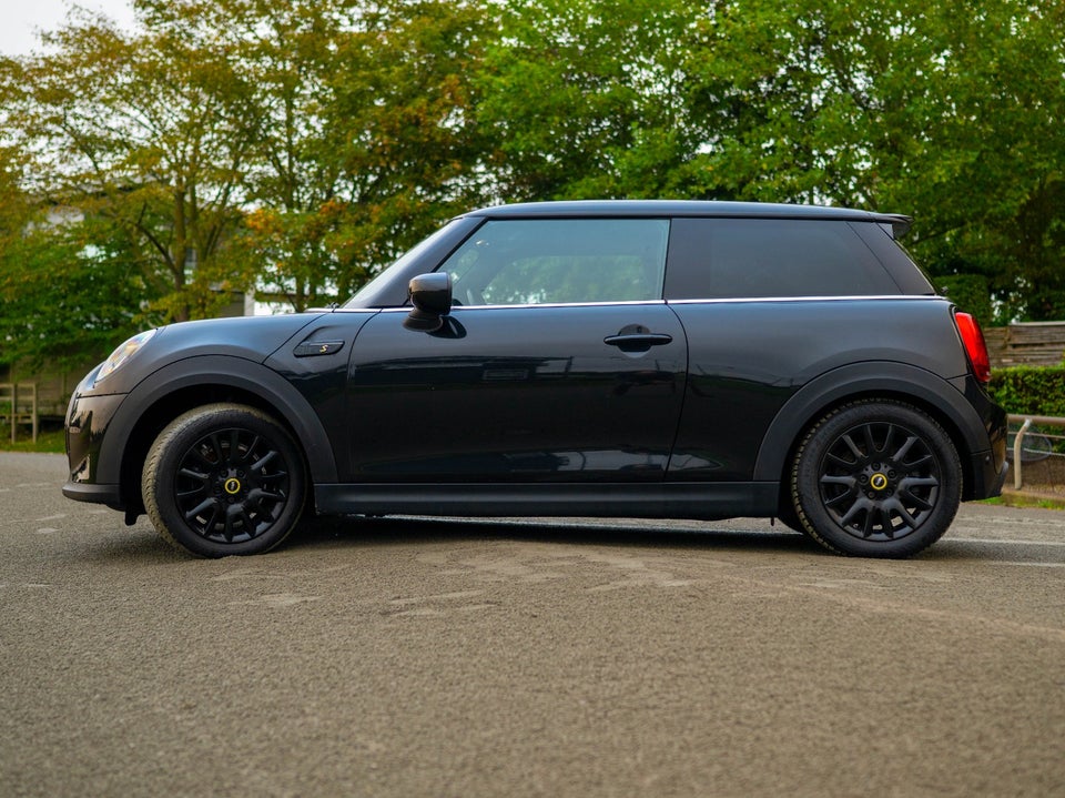 MINI Cooper SE Classic Trim 3d