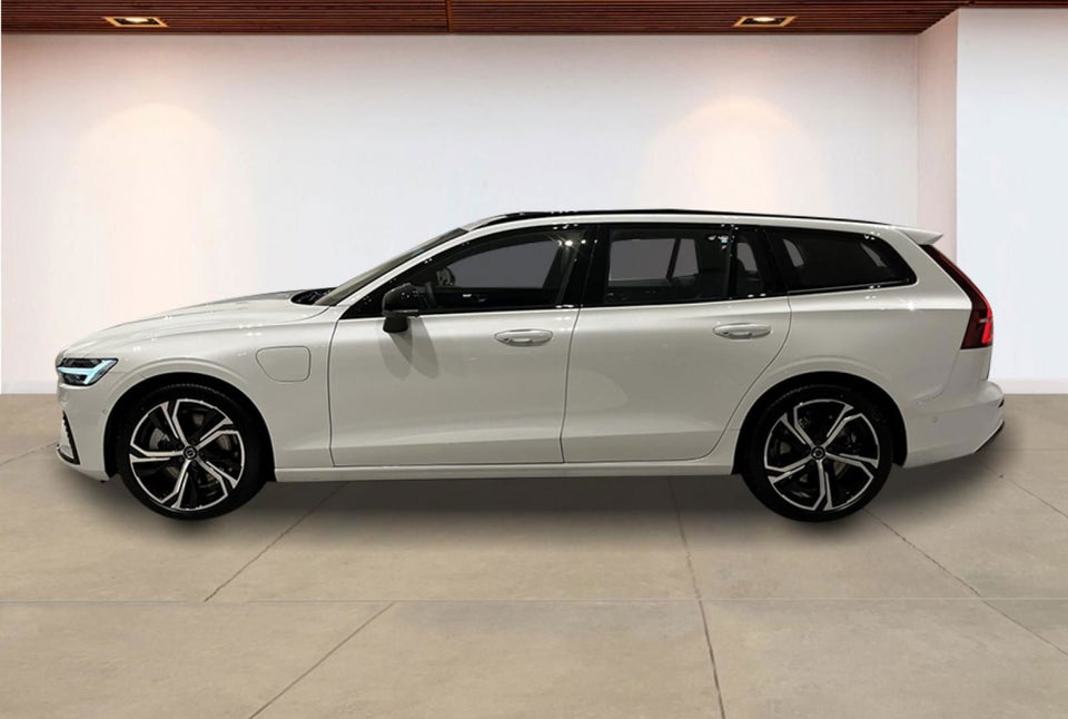 Volvo V60 2,0 T6 ReCharge Ultimate Dark aut. AWD 5d