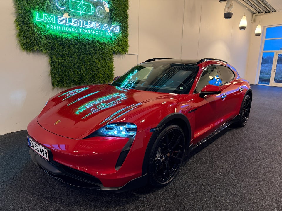 Porsche Taycan 4 Performance+ Cross Turismo 5d