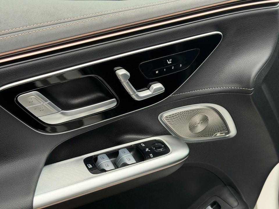 Mercedes EQE350 AMG Line 4d