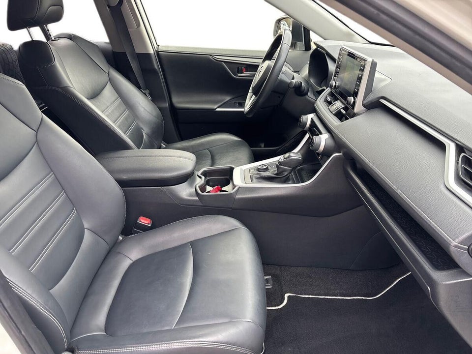 Toyota RAV4 2,5 Hybrid H3 Comfort MDS AWD-i Van 5d