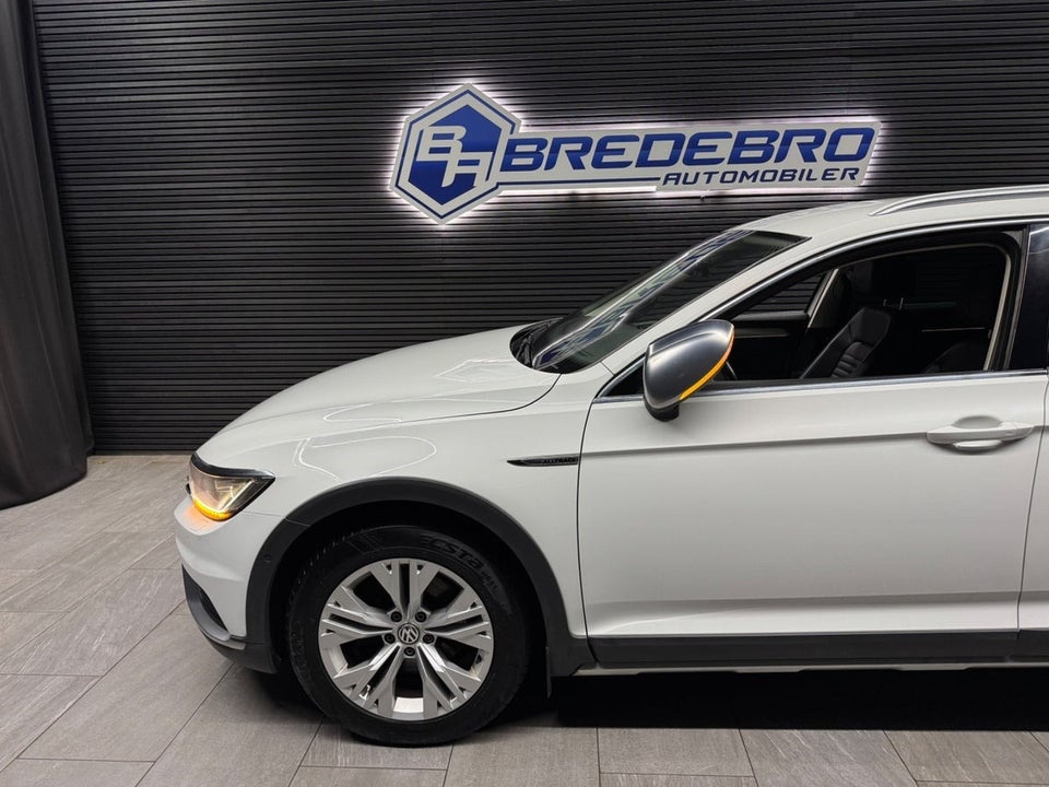 VW Passat Alltrack 2,0 TDi 190 Executive DSG 4Motion 5d