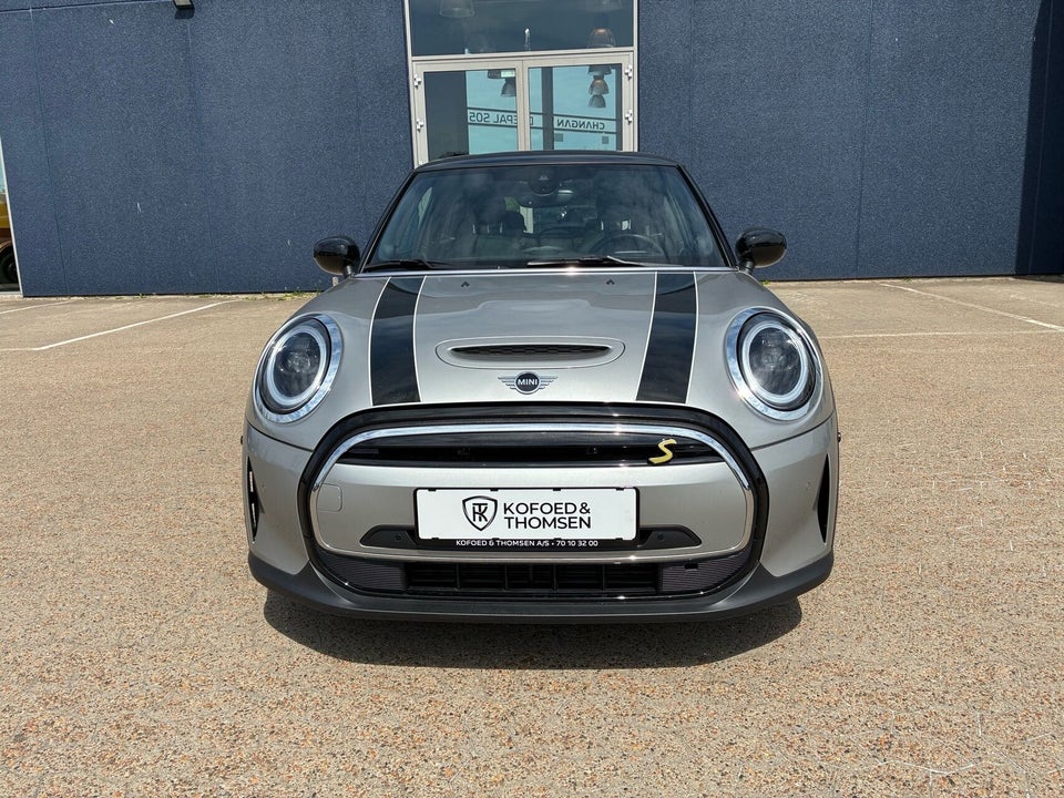 MINI Cooper SE Maximise 3d