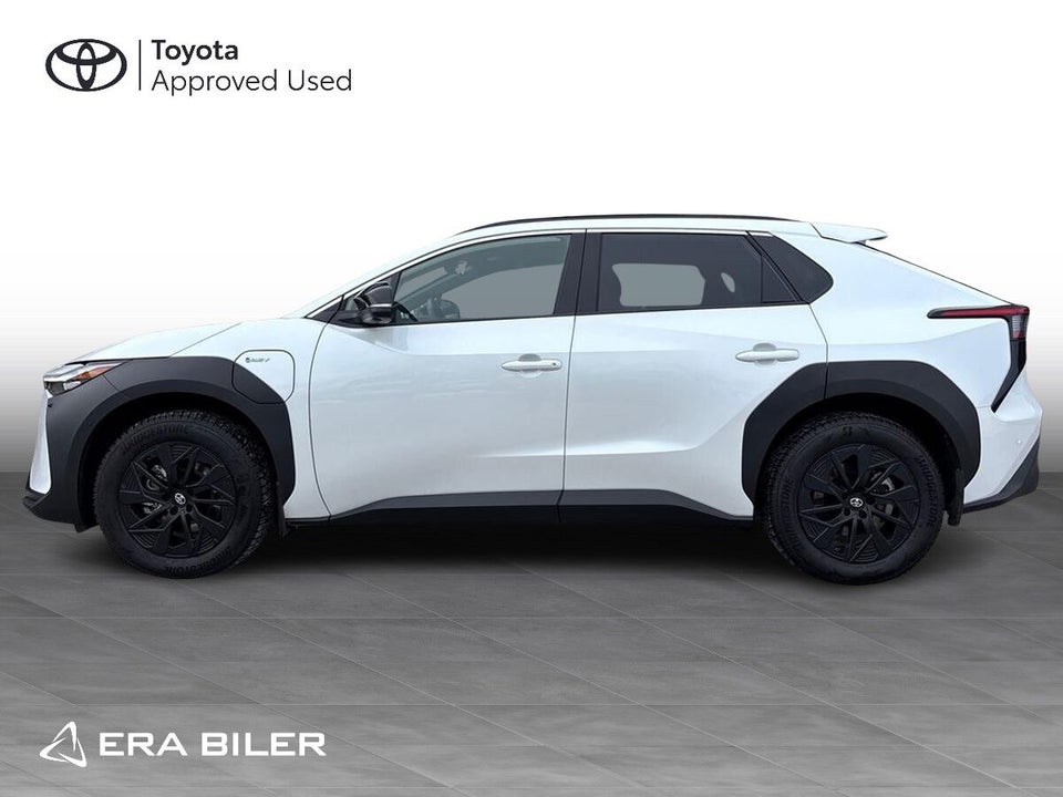 Toyota bZ4X Executive 5d