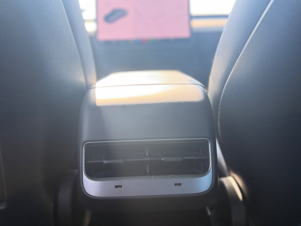Tesla Model 3 Long Range AWD 4d