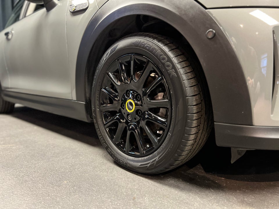 MINI Cooper SE Edition Premium Plus 3d