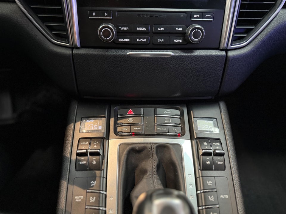 Porsche Macan S 3,0 D PDK Van 5d