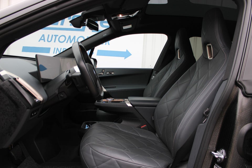 BMW iX xDrive40 Sport 5d