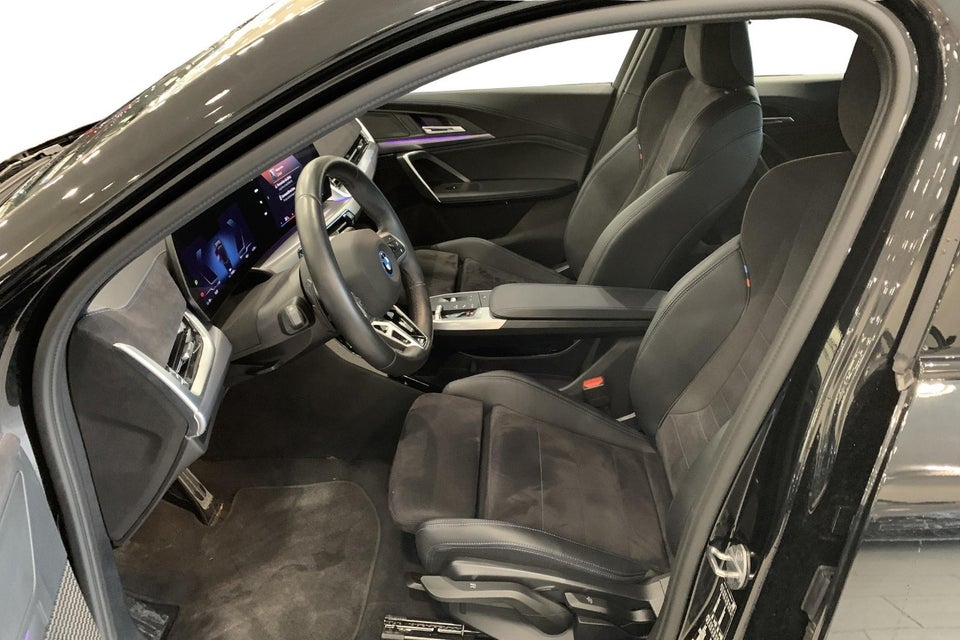 BMW iX2 eDrive20 M-Sport 5d