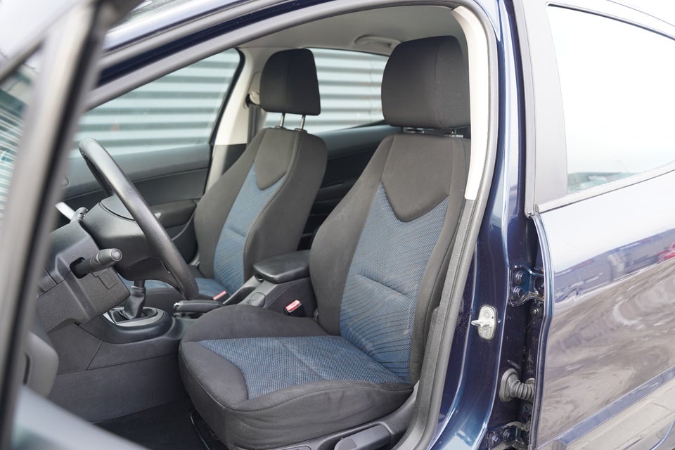 Peugeot 308 1,6 VTi Comfort+ 5d