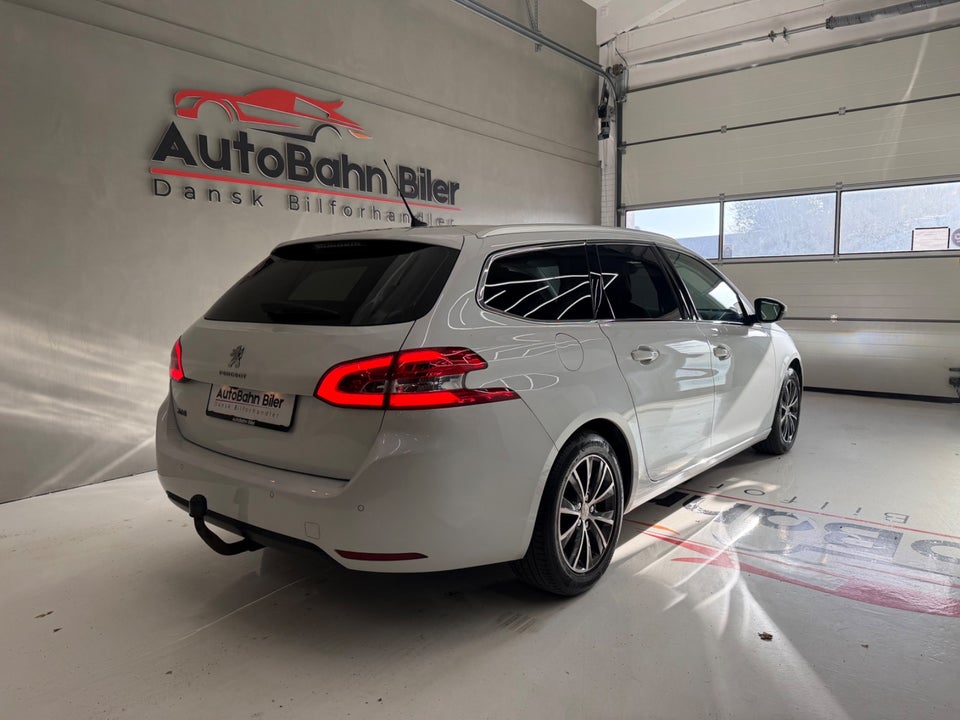 Peugeot 308 1,6 BlueHDi 120 Envy Sky SW 5d