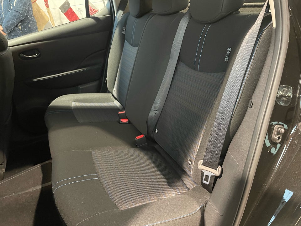 Nissan Leaf 39 Acenta 5d