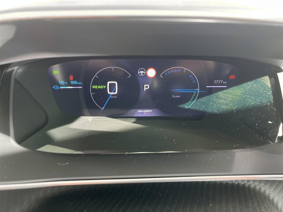 Peugeot e-208 54 GT Pack 5d