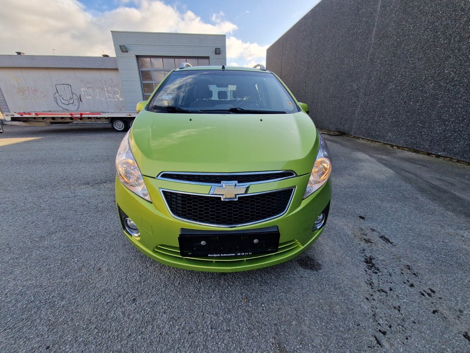 Chevrolet Spark 1,0 LT 5d