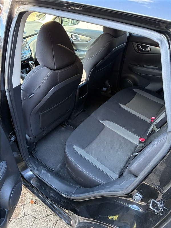 Nissan Qashqai 1,3 Dig-T 160 N-Connecta DCT 5d