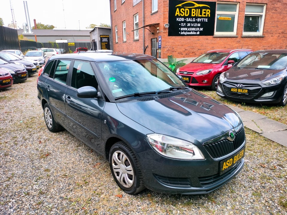 Skoda Fabia 1,4 16V Ambiente Combi 5d